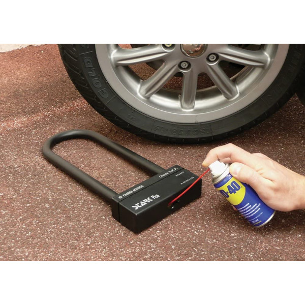 WD 40 - Dégraissant - Multifonction - Sans silicone - Avec embout - 200ml