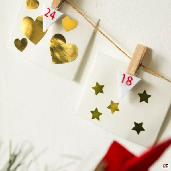 Calendrier de l'Avent - Traineau du Père Noël - Bois - 37,5x25x17cm - A décorer