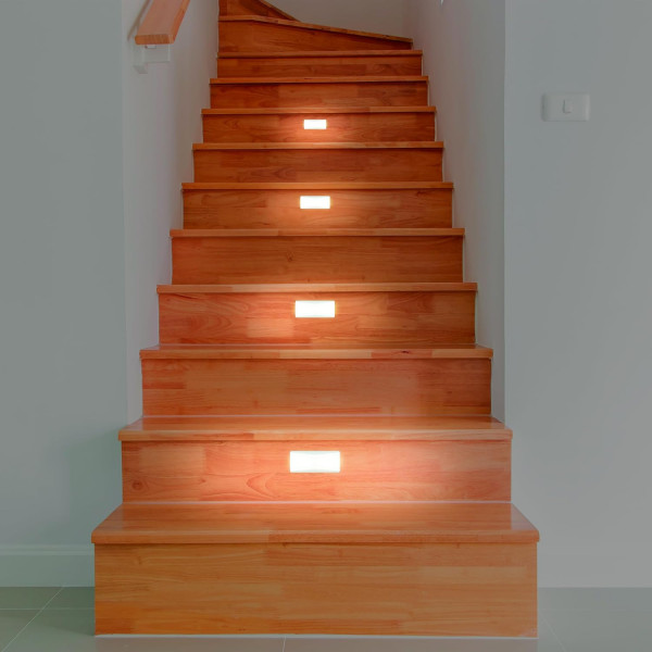 Lampes LED - Détecteur de luminosité intégré - Fixation facile - Fonctionne avec piles