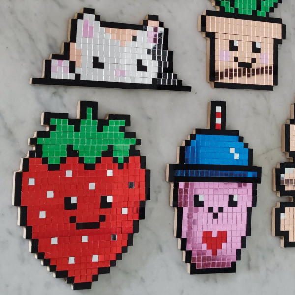 Kit créatif - 4 objets à décorer - Personnages Kawaï - Bois - Mirror Pixel Art - Kawaï - Aladine