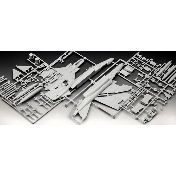 Maquette - F-4J Phantom II - Avion de guerre - Echelle 1:72 - Niveau 3 - Revell