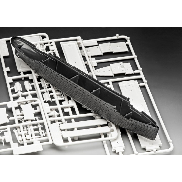 Maquette - Bateau - Le Titanic - 1:1200 - 40 pièces - 22,3cm - Niveau 3 - Revell
