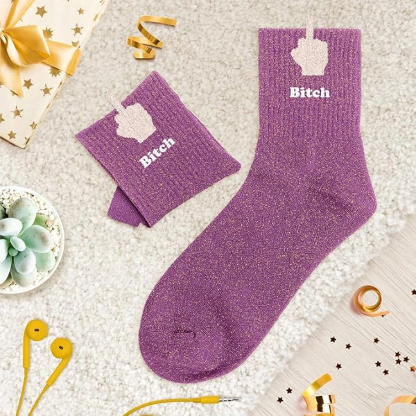Chaussettes à paillettes violettes tuftées « Bitch » – Pointure 36-42 – STC