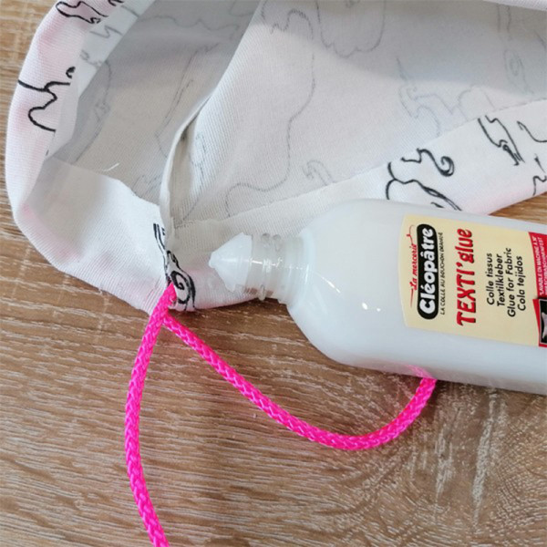colle-tissus-texti-glue-100g-cleopatre-utilisation