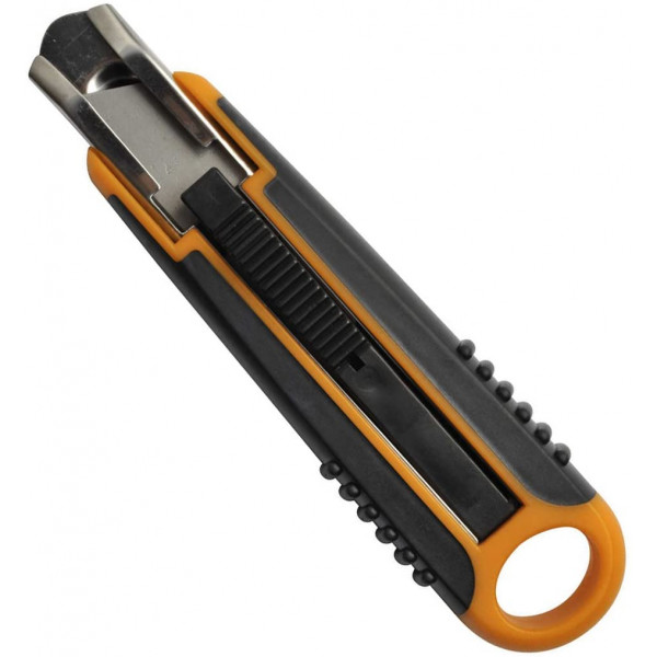 cutter-securite-fiskars-18mm