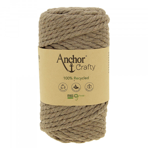 Pelote de fil pour macramé Anchor Crafty coton polyester cannelle