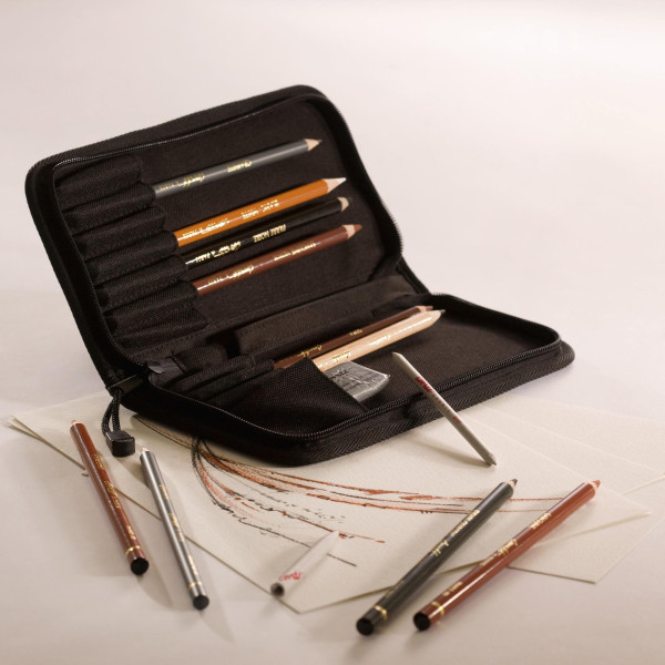 photo-Crayons - Esquisse - Beaux-arts - Conté à Paris - Trousse - 10 crayons + accessoires