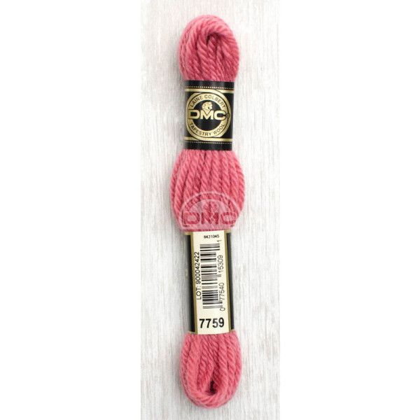 photo-Fil de laine - DMC - Laine Colbert - 100% laine - Nuance de rose - 7759 - Canevas