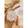 Kit point de croix - Broderie - Motifs persans colorés - DMC - Inclus tambour, toile, fils
