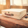 Valisette - Bois - 33x9x27cm - Avec anse imitation cuir - A décorer et personnaliser