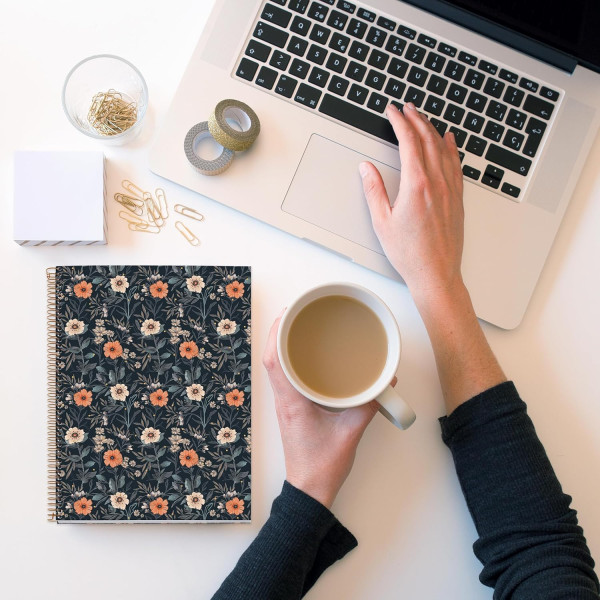 Cahier - A4 - Petits carreaux - Spirales - Couverture rigide - 100 feuilles - Miquelrius